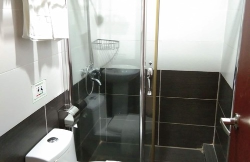 Lutong Hotel | Discover Paragon Lutong Hotel: Accessible & Family-Friendly