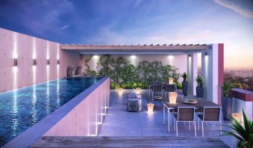 Observatory Apartment | Discover The Paragon LUXE: Rooftop Pool & Gym Awaits