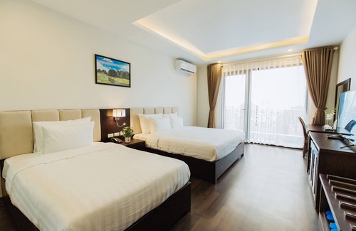 Soc Son Hotel | Discover Paragon Noi Bai Hotel with Poolside Relaxation