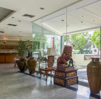 Kebon Sirih Hotel | Inviting Paragon Wahid Hasyim: Breakfast & Family-Friendly Stay