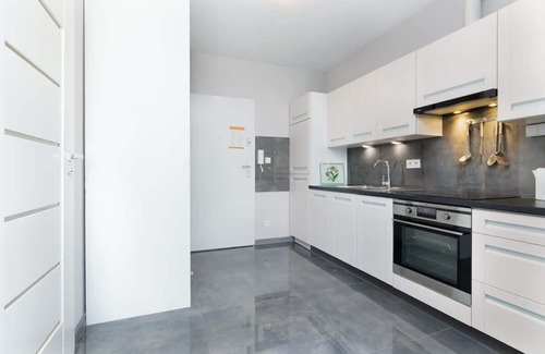 Lukecin Apartment | Inviting Paraiso A2 Apartment with Pool and Terrace