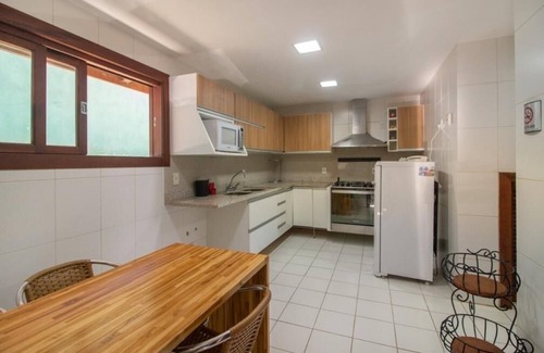 Brava House | PARAÍSO BUZIANO: Private Pool & Beach Just 3 Minutes Away
