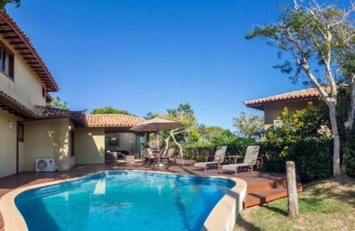 Brava House | PARAÍSO BUZIANO: Private Pool & Beach Just 3 Minutes Away