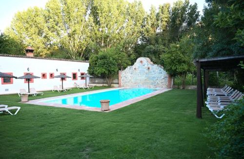 Cazalla De La Sierra House | Unforgettable Getaway at Paraiso del Hueznar with Pool & Pets