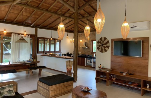 Barra Grande House | Discover Paraiso do Dendê: Oceanfront Getaway with Pool