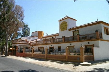 Isla Cristina Hotel | Discover Hotel PARAISO PLAYA: Family-Friendly with Pool