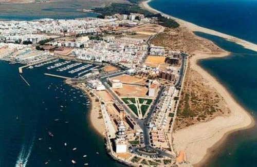 Isla Cristina Hotel | Discover Hotel PARAISO PLAYA: Family-Friendly with Pool