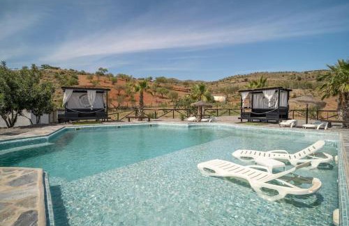 Adra Apartment | Oceanfront Retreat: Paraje la Suerte Apartamento Dalia