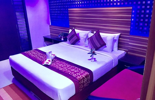 Kushalnagar Hotel | Outstanding Parampara Resort & Spa with Pool and Breakfast