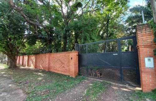 Posadas Apartment | Riverside Bliss at Parana Guest House - 4-Star & Family-Friendly