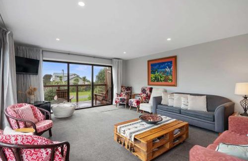 Parapara House | Discover Parapara Beach Escape with Oceanfront Views