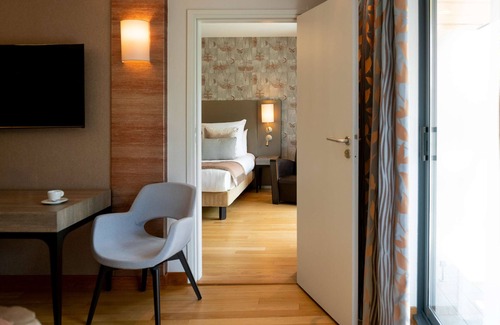 Centre Ville Hotel | Indulgent Stay at Hotel Parc Beaumont Pau MGallery