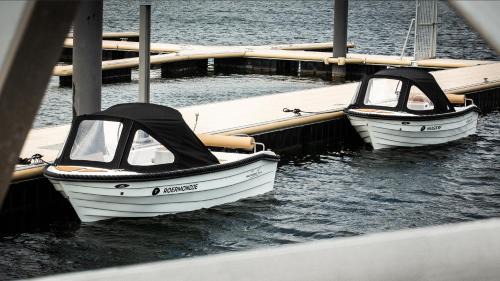 Thorn Hotel | Experience Lake View Comfort at Parc Maasresidence Thorn