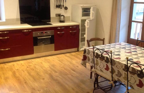 Entraunes Apartment | Unwind at Parc National du Mercantour - Guest Rated 9.8