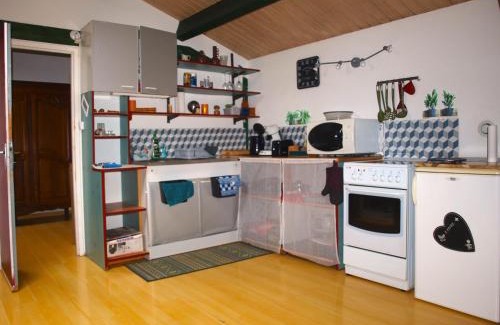 Parcieux Apartment | Comfortable Parcieux T2: Ideal for Your Getaway