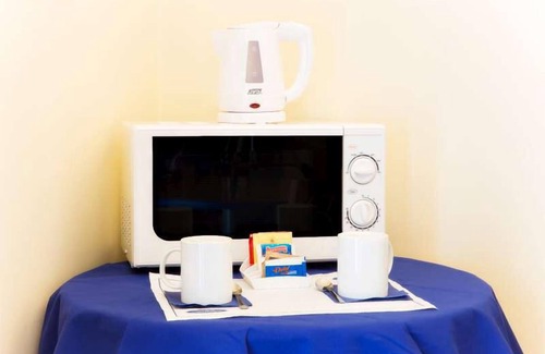 Zona XL Magliana Vecchia Hotel | Welcoming Parco De Medici Residence Hotel with Breakfast Option