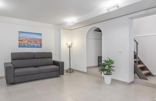 Borgo-Sanzio Apartment | Family-Friendly Parco Falcone Borsellino Modern Apartment