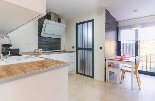 El Rompido House | Idyllic Poolside Retreat at El Rompido - 10/10 Rated Stay
