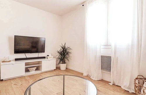 Les Matelles Apartment | Relaxing Retreat Between Pic Saint Loup and Vineyards