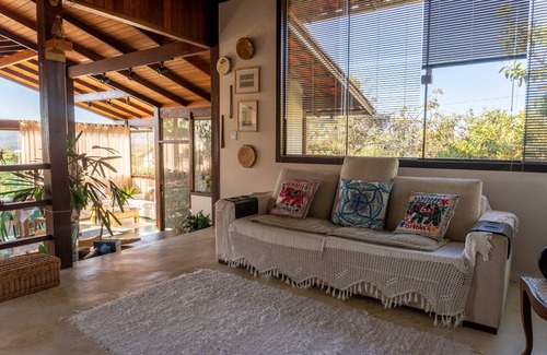 Alto Paraiso de Goias House | Explore Pariká Pousada e Bistrô: Top-Rated & Family-Friendly