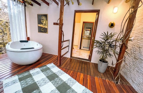 Alto Paraiso de Goias House | Explore Pariká Pousada e Bistrô: Top-Rated & Family-Friendly