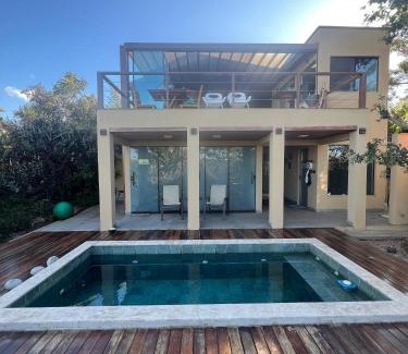 Alto Paraiso de Goias Hotel | Oceanfront Pariká Pousada with Exceptional 9.7/10 Rating