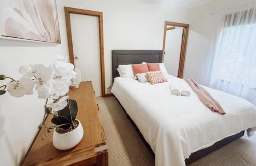 Paringa House | Experience Paringa Riverside Resort: 4-Star Family Getaway