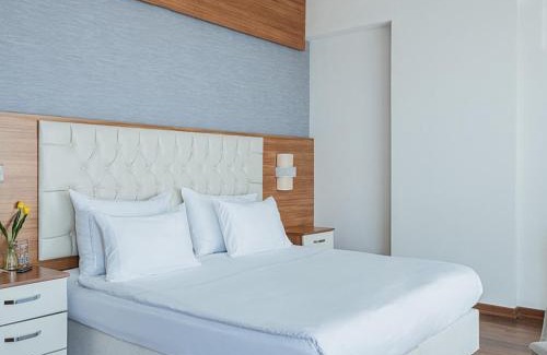 Canakkale Hotel | Experience Parion Hotel: 5-Star Stay with Pool & Spa