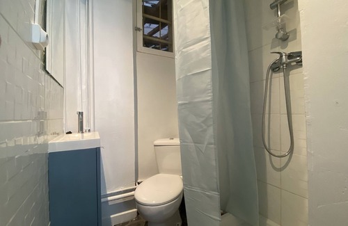 Moulin de la Vierge Apartment | Bright and Quiet Studio in Paris 14eme, Pet Friendly Stay