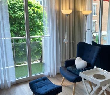Auteuil Apartment | Delightful Paris Studio with Terrace - Guest Rated 9.8/10