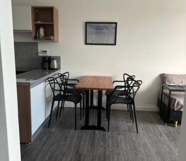 Belen de Escobar Apartment | Paris