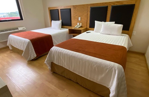 Poza Rica Hotel | Budget-Friendly Stay at Paris FC Express with Pool & Spa