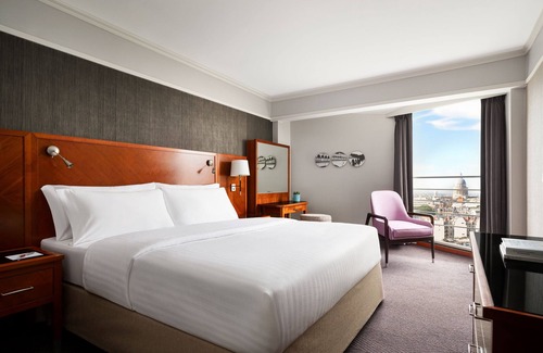 Parc-de-Montsouris Hotel | Elegant Paris Marriott Rive Gauche Hotel & Conference Center