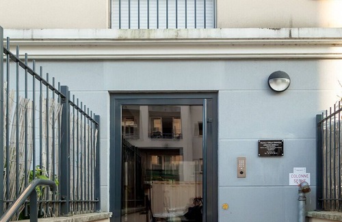Ablon-sur-Seine Apartment | Convenient Stay at Paris Orly Petit Cocon near City Center