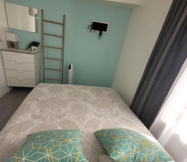 Bagneux Apartment | Terrace Apartment - M4 Lucie Aubrac, Rated 9.1/10