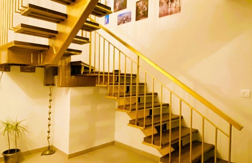 Bengaluru Apartment | Experience PÂRISIÂN Themed Duplex Penthouse with Spa Access