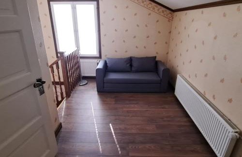 Valkeakoski Apartment | Modern Paritalohuoneisto in Central Location, Pet Friendly