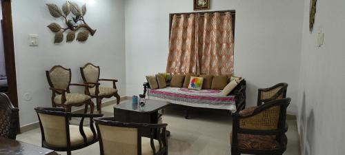 Hyderabad Villa | Family-Friendly Jubilee Hills Duplex Villa with Breakfast