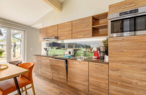 Leutkirch im Allgau House | Serene Park Allgäu: Spa Retreat with Lake Views & More