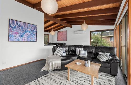 Surf Beach House | Relax and Enjoy at Park with Family-Friendly Amenities