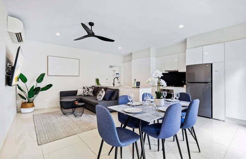 Auchenflower Apartment | Cozy Park Avenue 1BR Hideaway Near Shops & Hospitals