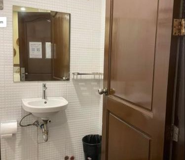 Pasay House | Family-Friendly Park Avenue Guest House in Pasay City
