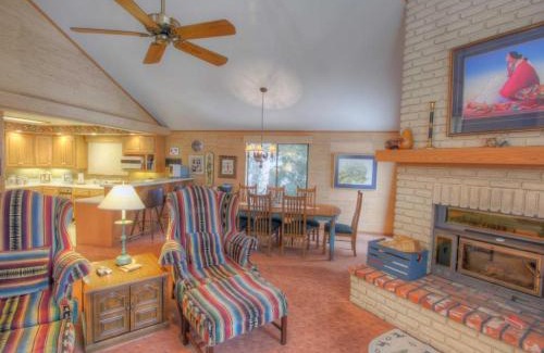 Tahoe Pines House | Outstanding Park Avenue Tahoe Lodge - Family-Friendly Retreat