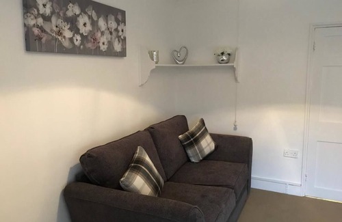 Trelil Bed & Breakfast | Family-Friendly Park Farmhouse: Guest Rated 9.8 with Breakfast