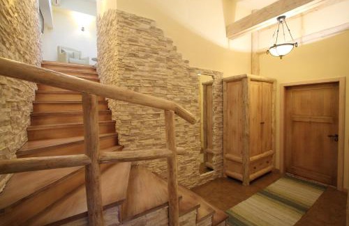 Protsiv Hotel | Family-Friendly Park-Hotel Butenko with Oceanfront Views