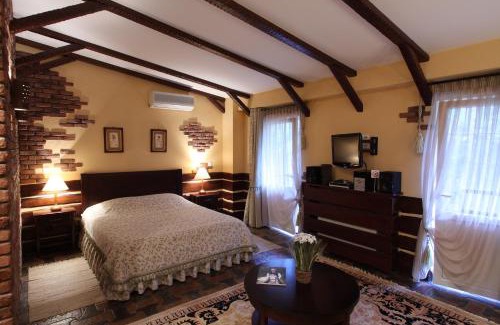 Protsiv Hotel | Family-Friendly Park-Hotel Butenko with Oceanfront Views
