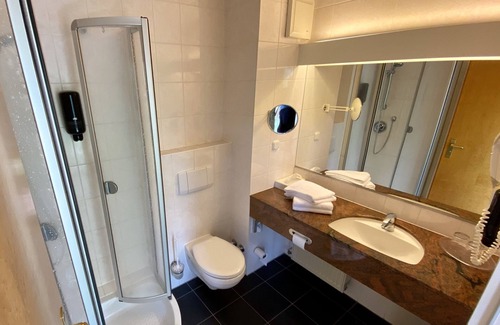 Neustrelitz Hotel | Relax at Park Hotel Fasanerie Neustrelitz with Ocean View