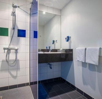 Frankfurt Airport Area Hotel | Convenient Stay at Park Inn by Radisson Frankfurt Airport