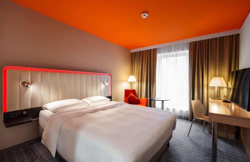 Frankfurt Airport Area Hotel | Convenient Stay at Park Inn by Radisson Frankfurt Airport