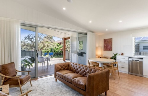 Evans Head House | Park Lane - Guest Rated 10/10 with Pet-Friendly Perks